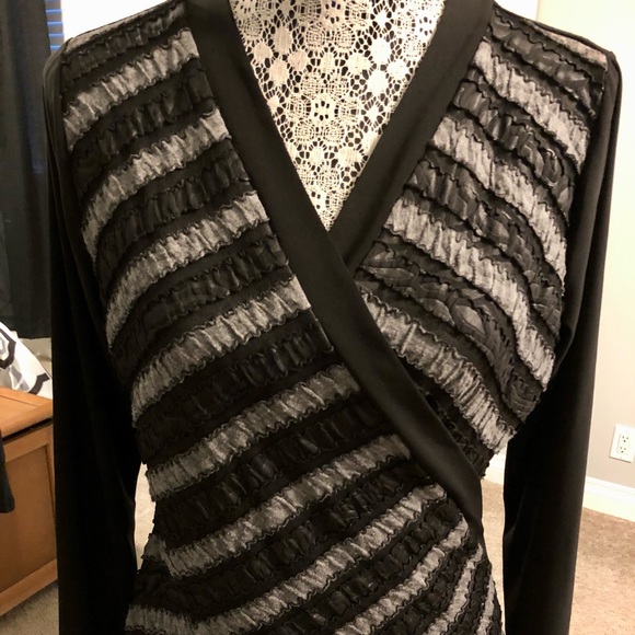 Tops - Dusak Designs Cross Over V Neck Blouse Top Soft Grey & Black Design Flattering